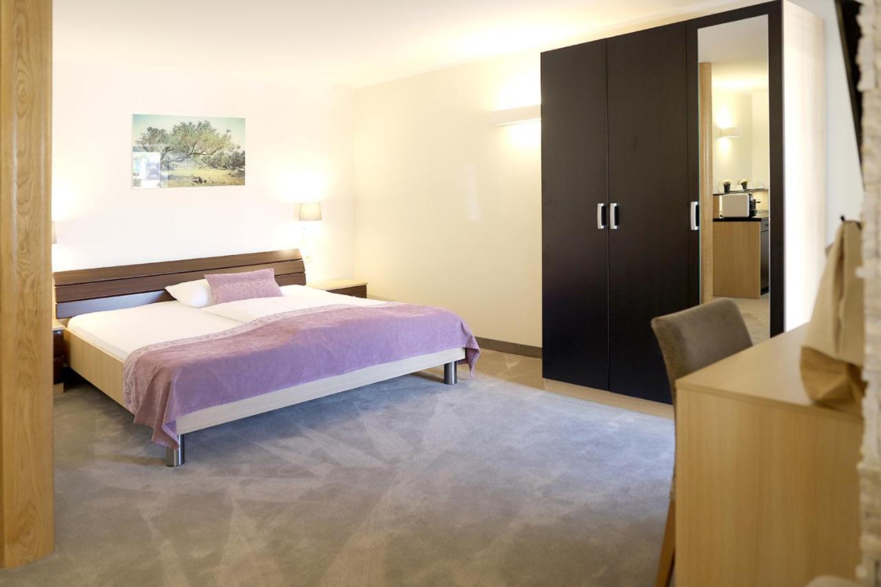 מאלינסקה Hotel Villa Margaret מראה חיצוני תמונה