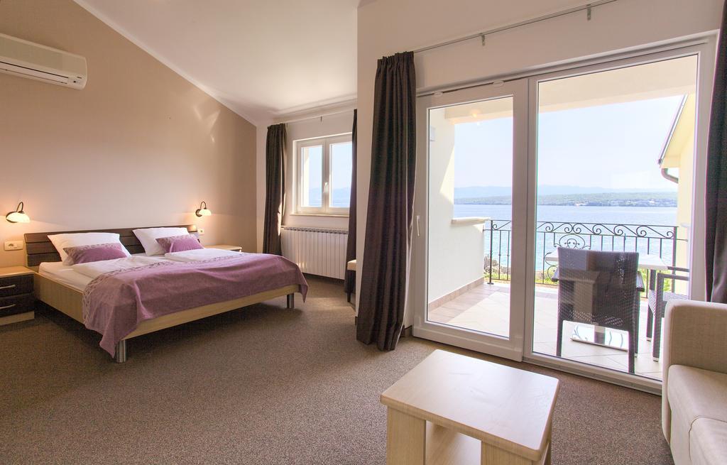 מאלינסקה Hotel Villa Margaret מראה חיצוני תמונה