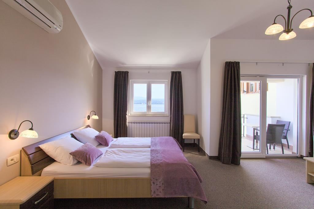 מאלינסקה Hotel Villa Margaret מראה חיצוני תמונה