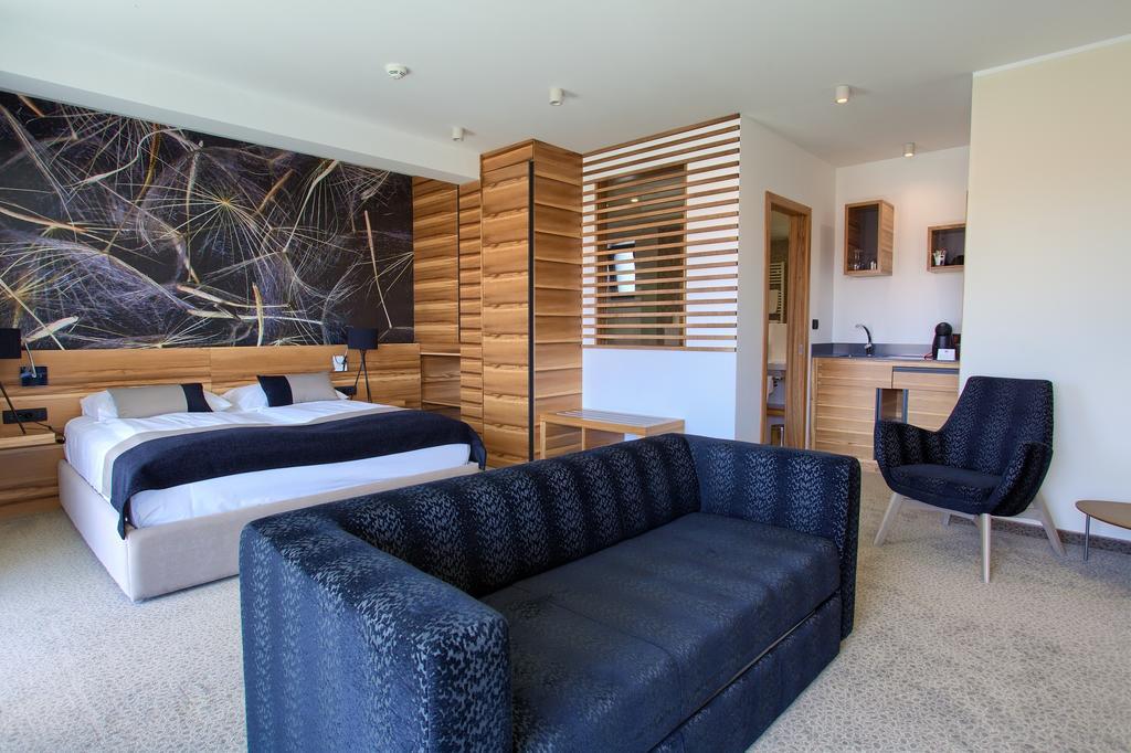 מאלינסקה Hotel Villa Margaret מראה חיצוני תמונה
