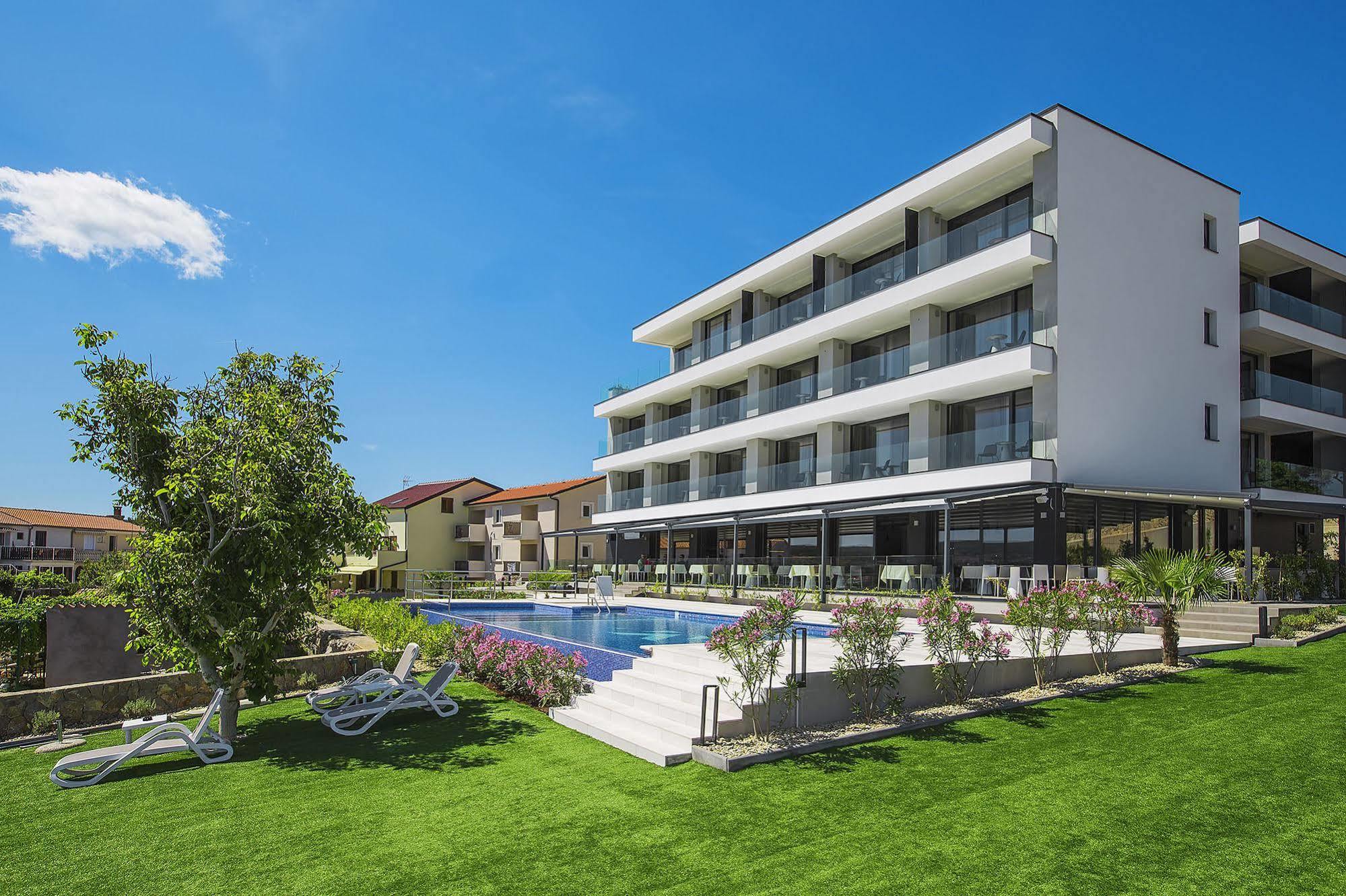 מאלינסקה Hotel Villa Margaret מראה חיצוני תמונה